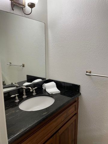 2356 Caminito Seguro, San Diego, CA 92107