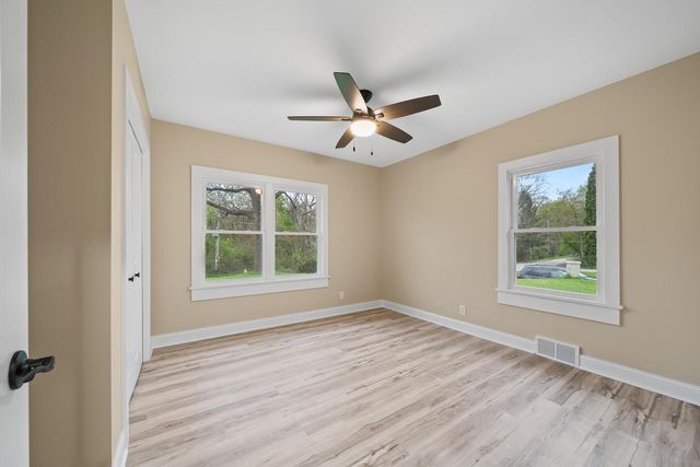 1505 Conant STREET, Lake Geneva, WI 53147