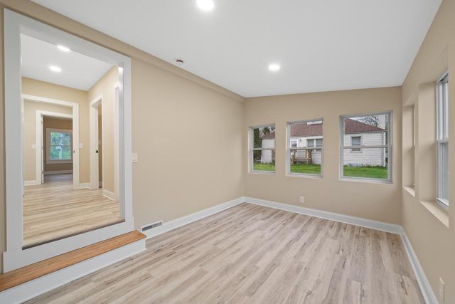 1505 Conant STREET, Lake Geneva, WI 53147