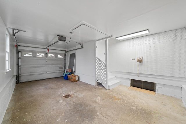 1505 Conant STREET, Lake Geneva, WI 53147