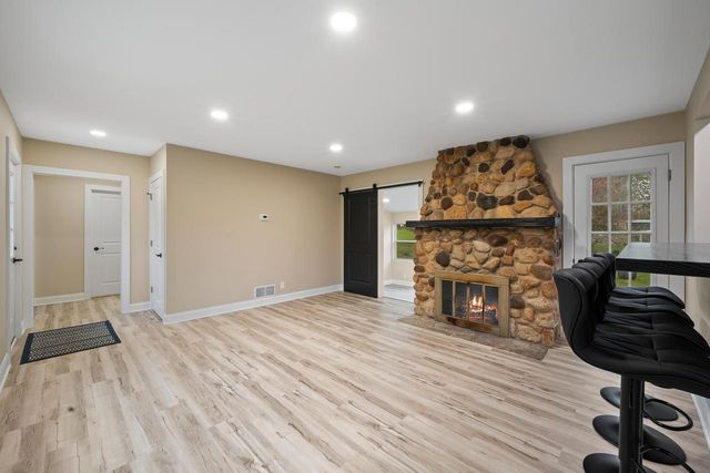 1505 Conant STREET, Lake Geneva, WI 53147