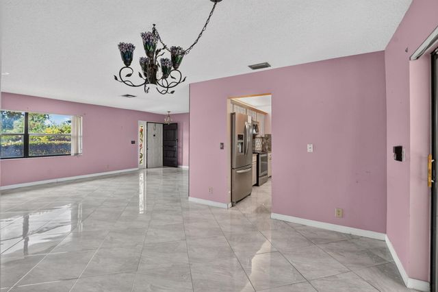 999 NW 23RD Lane, Delray Beach, FL 33445