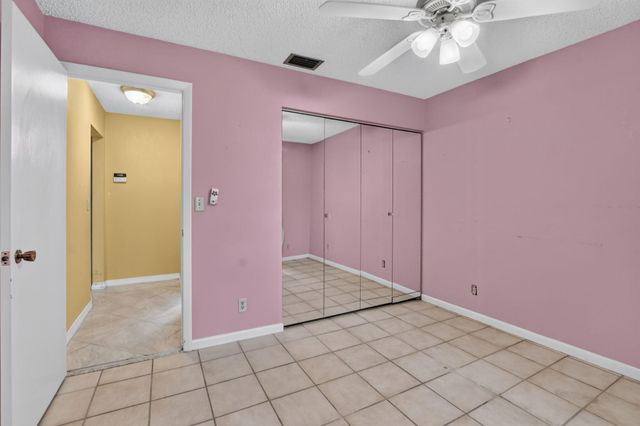 999 NW 23RD Lane, Delray Beach, FL 33445