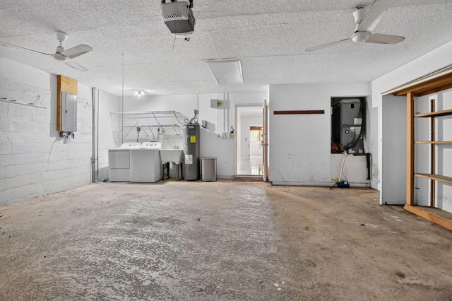 999 NW 23RD Lane, Delray Beach, FL 33445
