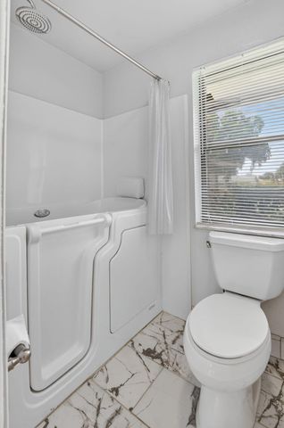999 NW 23RD Lane, Delray Beach, FL 33445