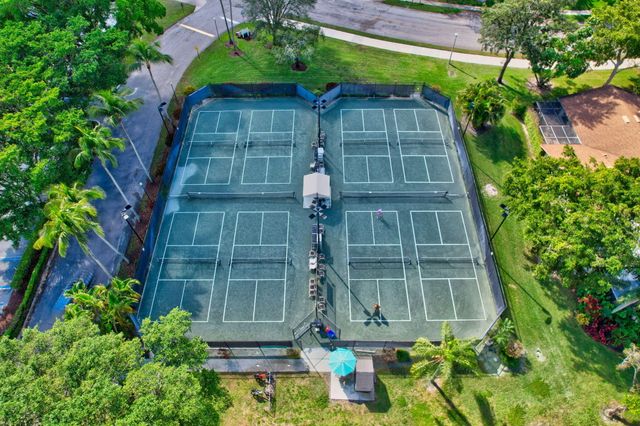 999 NW 23RD Lane, Delray Beach, FL 33445