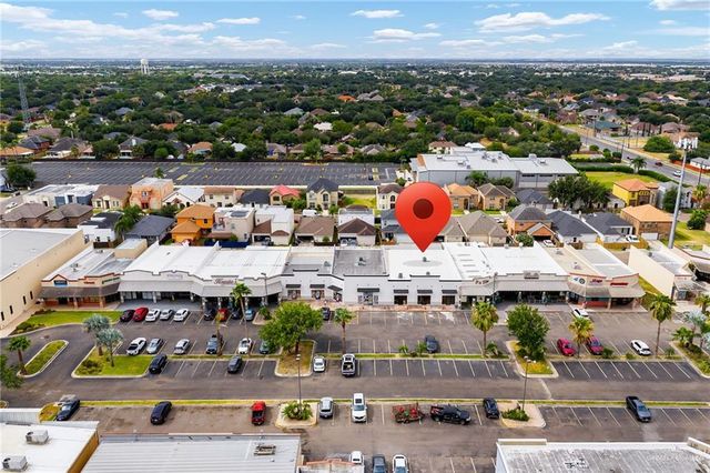 1636 E Griffin Parkway, Mission, TX 78572