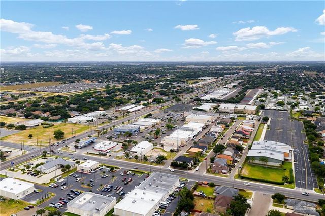 1636 E Griffin Parkway, Mission, TX 78572