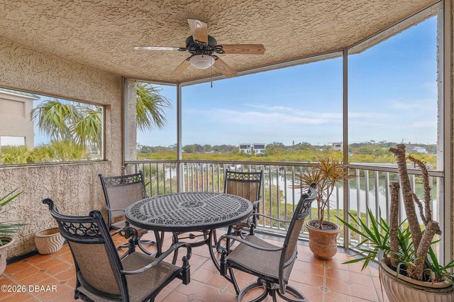 426 Bouchelle Dr Apt 301, New Smyrna Beach, FL 32169