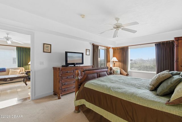 426 Bouchelle Dr Apt 301, New Smyrna Beach, FL 32169