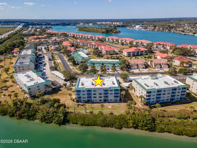 426 Bouchelle Dr Apt 301, New Smyrna Beach, FL 32169