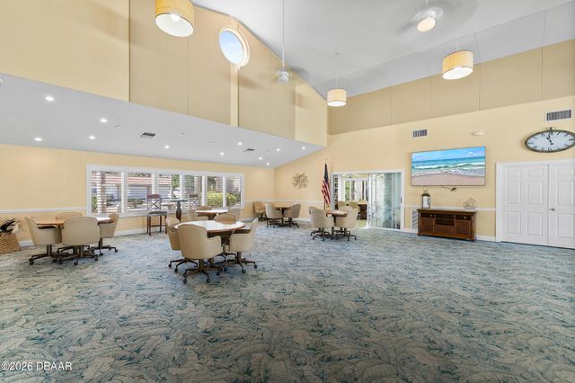 426 Bouchelle Dr Apt 301, New Smyrna Beach, FL 32169