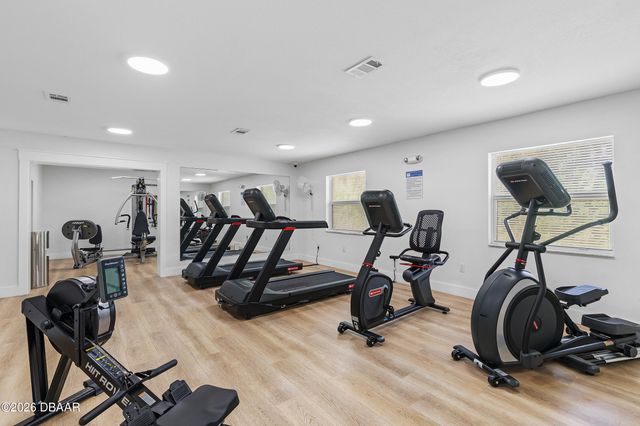 426 Bouchelle Dr Apt 301, New Smyrna Beach, FL 32169