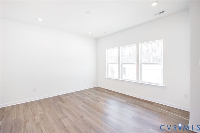 255 Whiteside Rd, Sandston, VA 23150