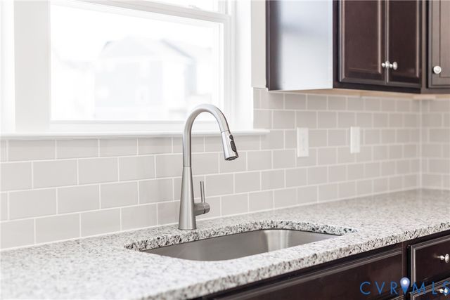 255 Whiteside Rd, Sandston, VA 23150