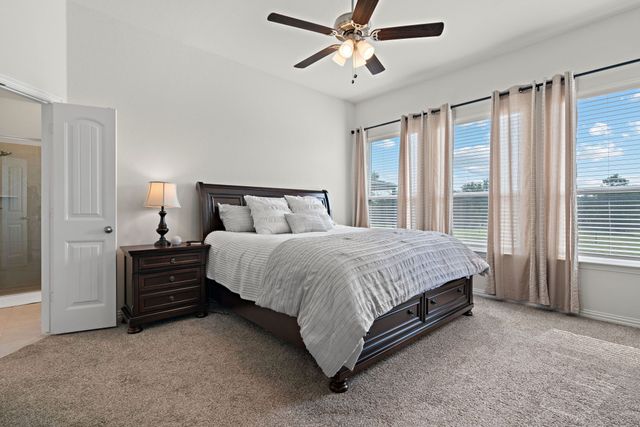 1052 Winecup Lane, Weatherford, TX 76085