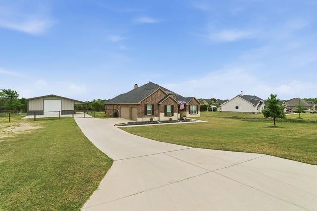 1052 Winecup Lane, Weatherford, TX 76085