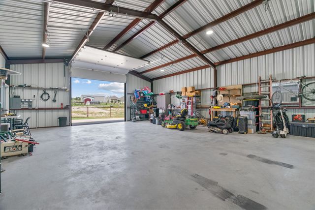 1052 Winecup Lane, Weatherford, TX 76085