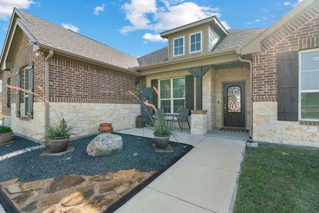 1052 Winecup Lane, Weatherford, TX 76085