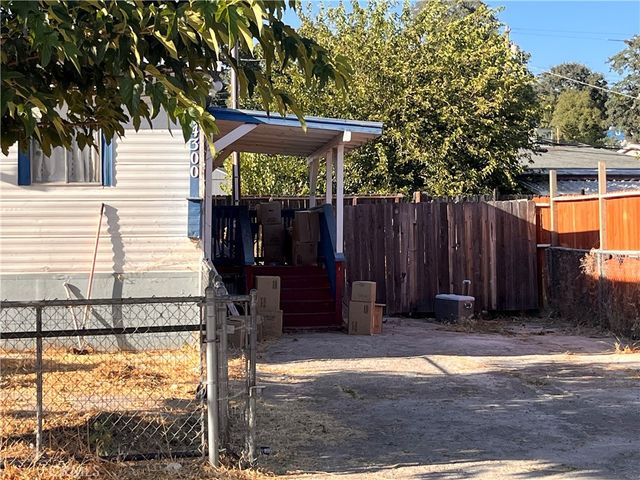 14300 Robinson Avenue, Clearlake, CA 95422