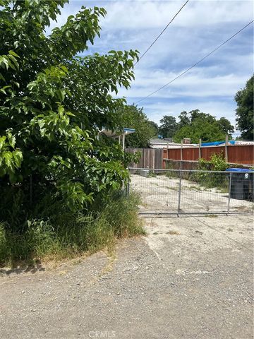 14300 Robinson Avenue, Clearlake, CA 95422