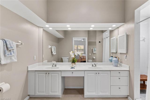 6808 Satinleaf RD S 204, Naples, FL 34109