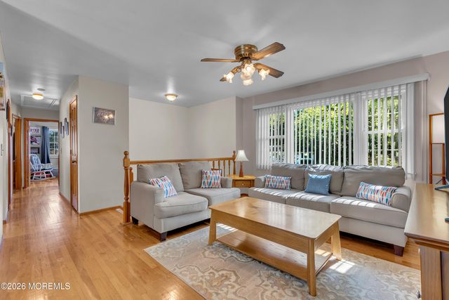 55 Dogwood Drive, Jackson, NJ 08527