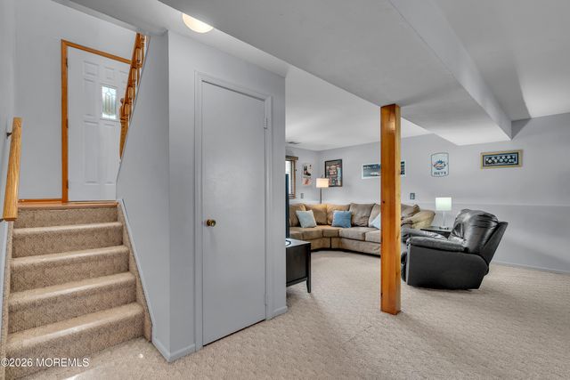 55 Dogwood Drive, Jackson, NJ 08527