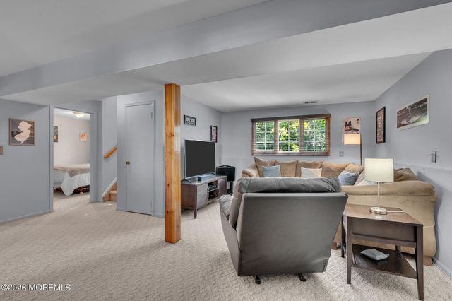 55 Dogwood Drive, Jackson, NJ 08527