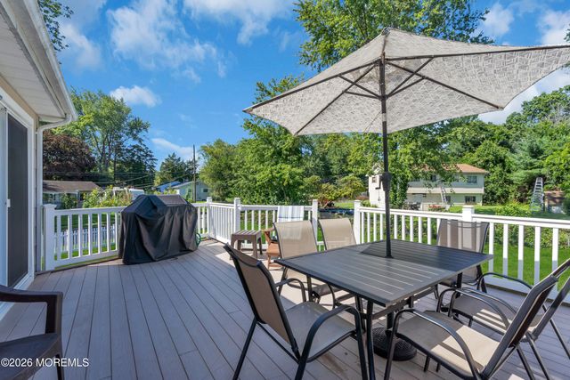 55 Dogwood Drive, Jackson, NJ 08527