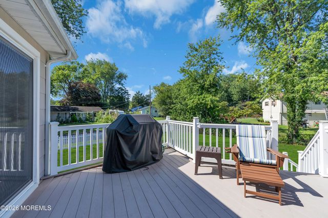 55 Dogwood Drive, Jackson, NJ 08527