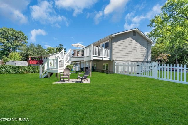 55 Dogwood Drive, Jackson, NJ 08527