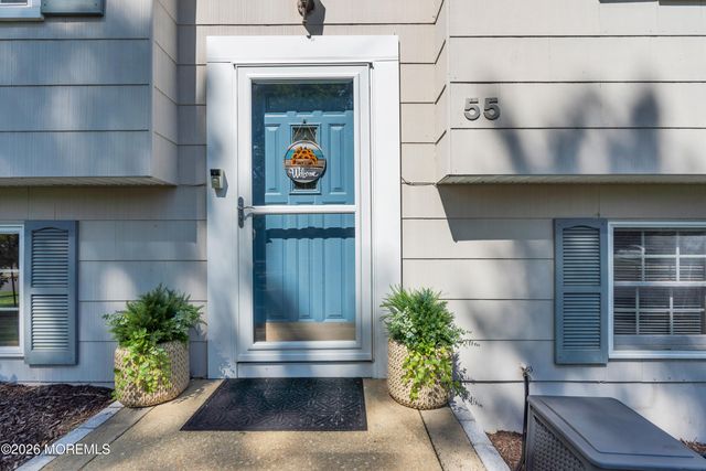 55 Dogwood Drive, Jackson, NJ 08527