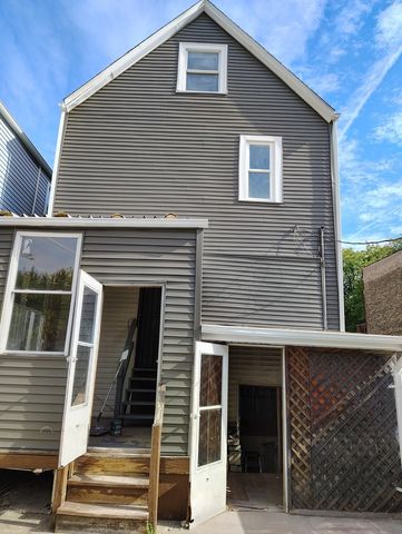 5740 S Elizabeth Street, Chicago, IL 60636