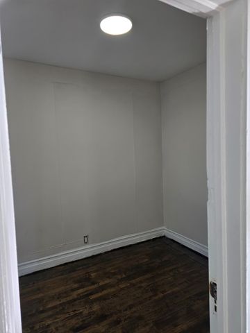 5740 S Elizabeth Street, Chicago, IL 60636