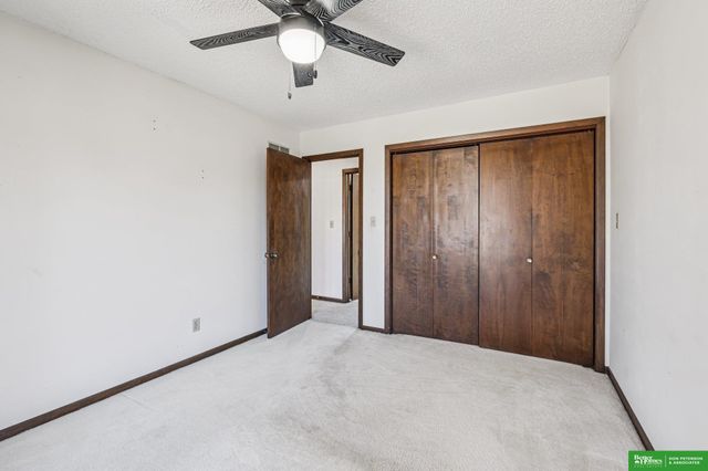 2717 Eagle Drive, Fremont, NE 68025