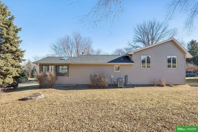 2717 Eagle Drive, Fremont, NE 68025