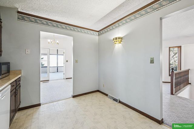 2717 Eagle Drive, Fremont, NE 68025