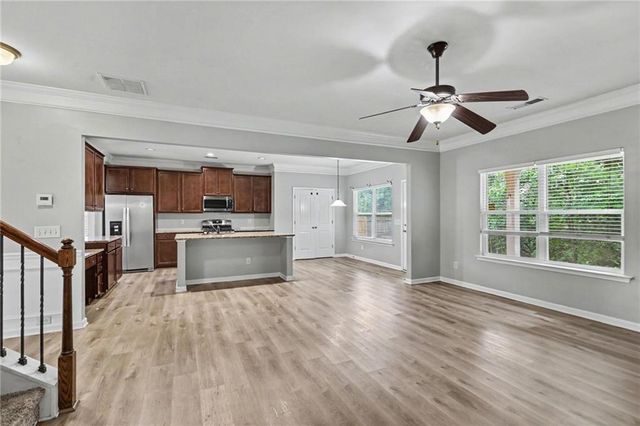 150 Berkleigh Trails Drive, Hiram, GA 30141