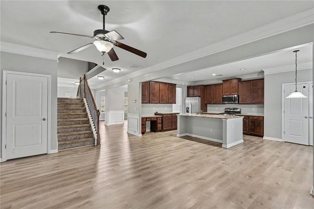 150 Berkleigh Trails Drive, Hiram, GA 30141