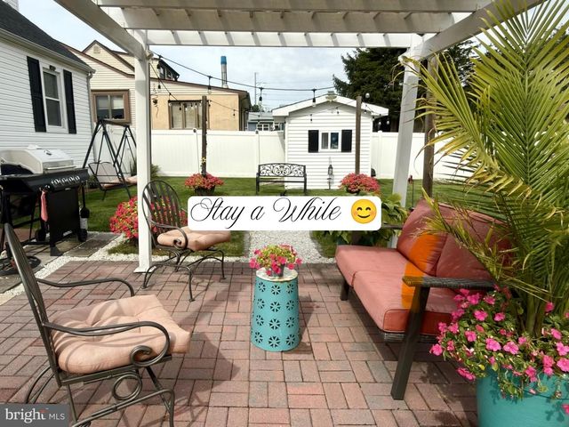 39 WORTHINGTON AVE, Bellmawr, NJ 08031