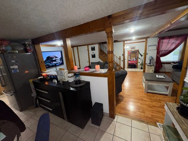 20 South Shore Rd, Westminster, MA 01473