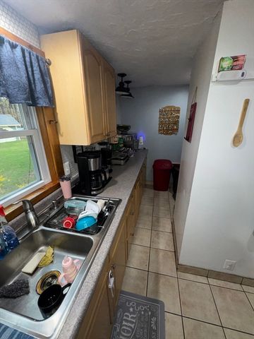20 South Shore Rd, Westminster, MA 01473