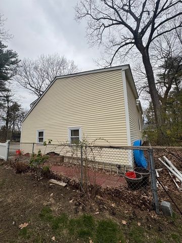 20 South Shore Rd, Westminster, MA 01473