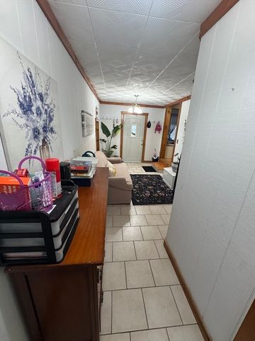 20 South Shore Rd, Westminster, MA 01473