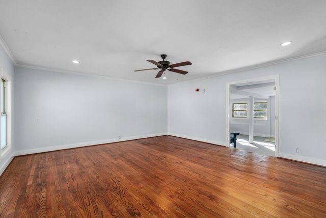 1723 Campbell Road, Houston, TX 77080