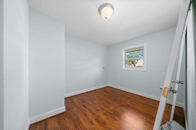 1723 Campbell Road, Houston, TX 77080