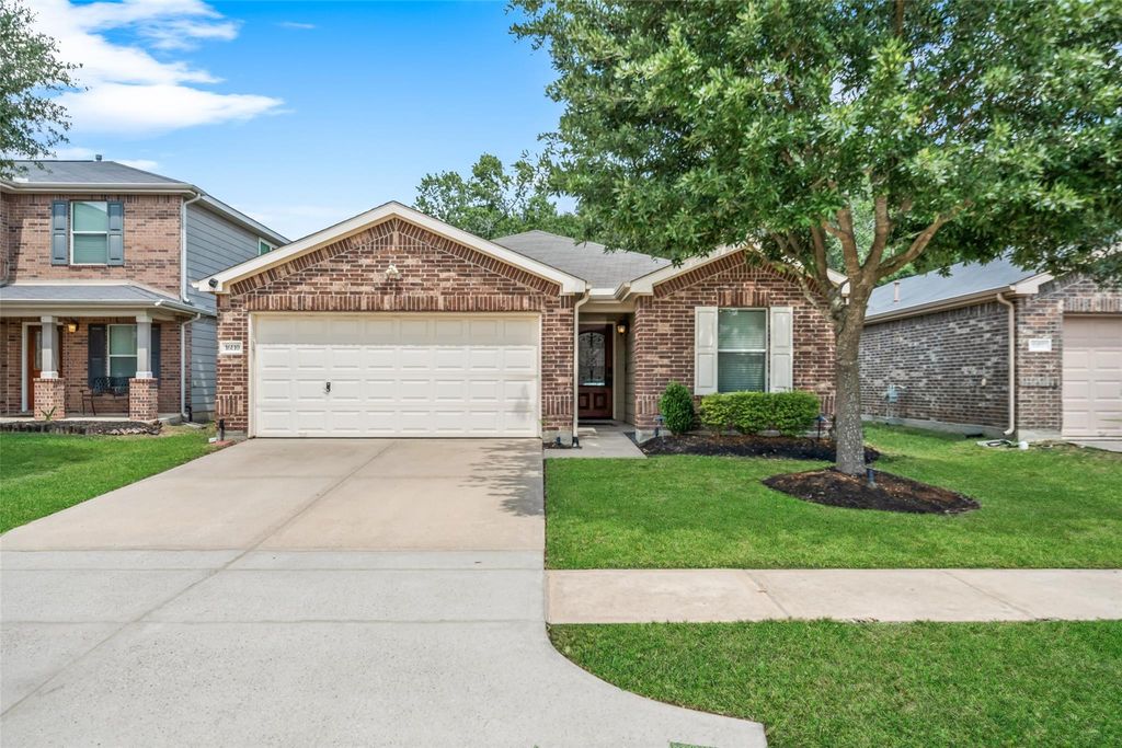 16110 Heights Harvest Lane, Cypress, TX 77429