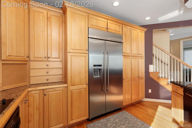 34330 Jefferson Avenue, Harrison Charter Township, MI 48045