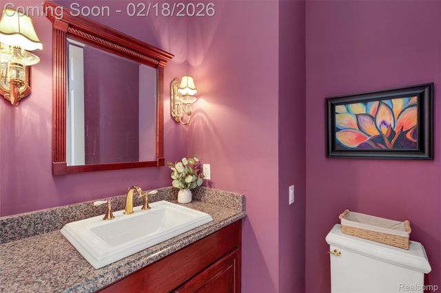 34330 Jefferson Avenue, Harrison Charter Township, MI 48045